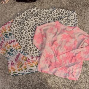 3 longsleeveve brushed fleece waffle knit. Girls 10/12. Tie front.